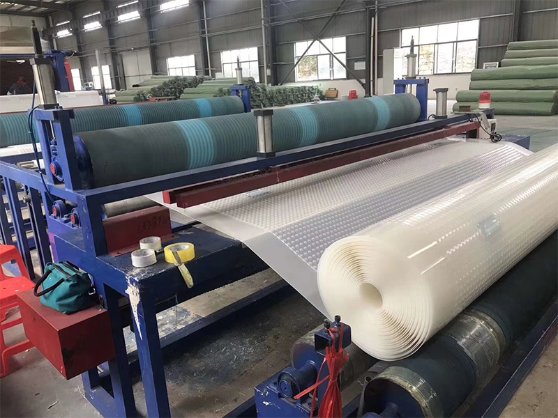 蜂窝式防水板生产设备