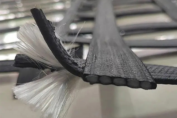 聚酯纱线集束土工格栅